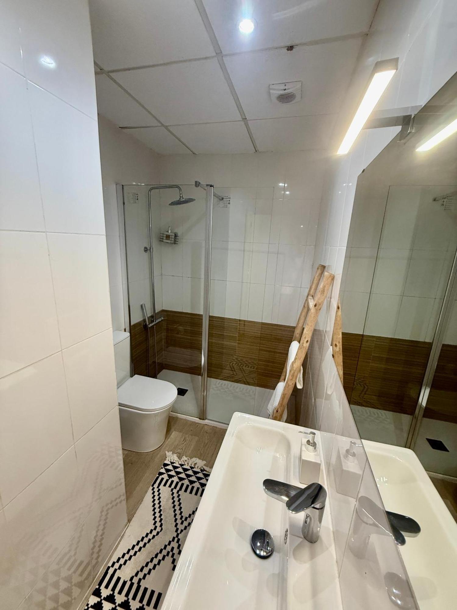 Pikis Center Appartamento Siviglia
